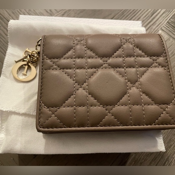 Mini Lady Dior Wallet, warm taupe - Picture 1 of 3